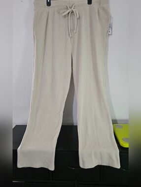 Rainforest Straight Leg Waffle Knit Comfy beige Relaxed Sweatpants Size XL NWT